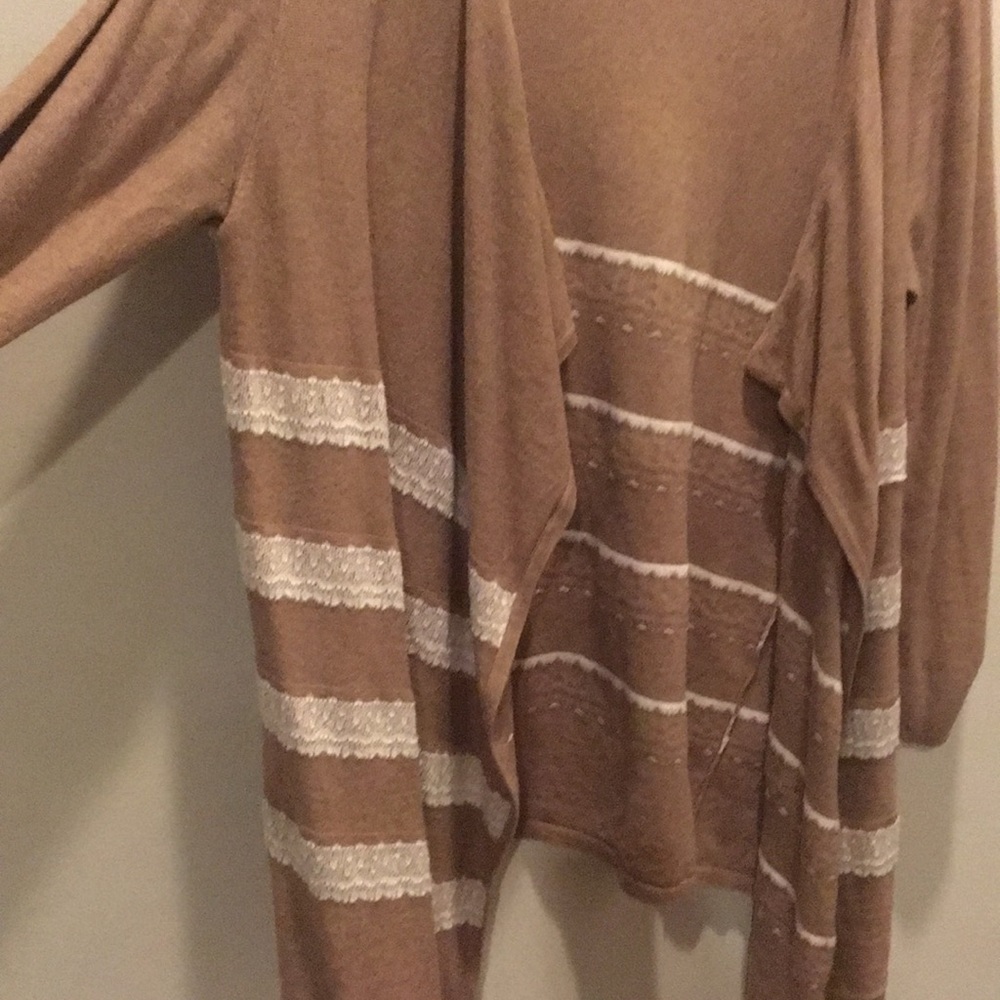 Cardigan - Picture 4 of 4